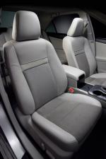 Toyota Camry Hybrid 2012 года